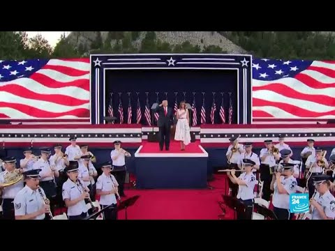 Trump inaugura la celebración del 4 de julio con un multitudinario evento en el Monte Rushmore
