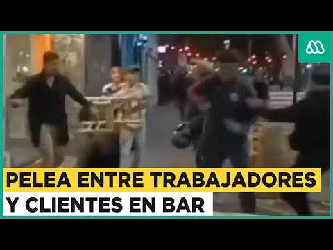 Trabajadores y clientes protagonizan pelea a la salida de un bar en Mendoza