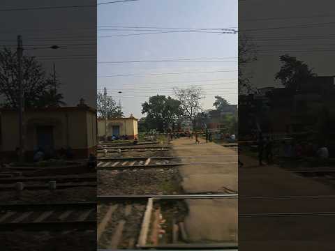 HOWRAH RAJDHANI VS GAYA VANDE BHARAT AT PANAGARH #shorts