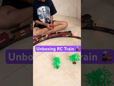Unboxing & RC Christmas Train Set With Lights, Sound Effects, and Smoke Simulation