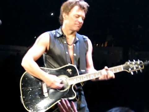 Ill Be There For You - Bon Jovi  May 6, 2011 - Nassau Colisseum