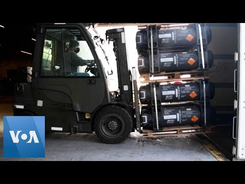 US Airmen Prepare “Lethal Aid” Shipment to Ukraine