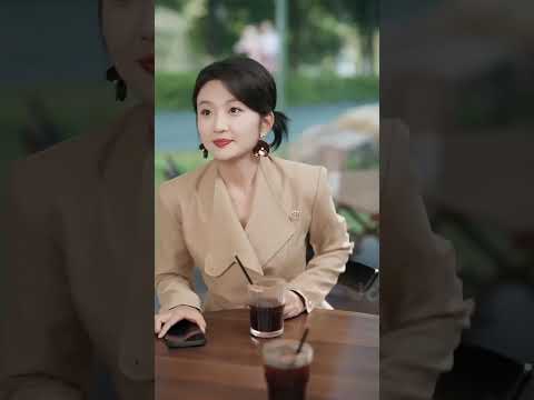 恶毒女配她超爱男主 poster