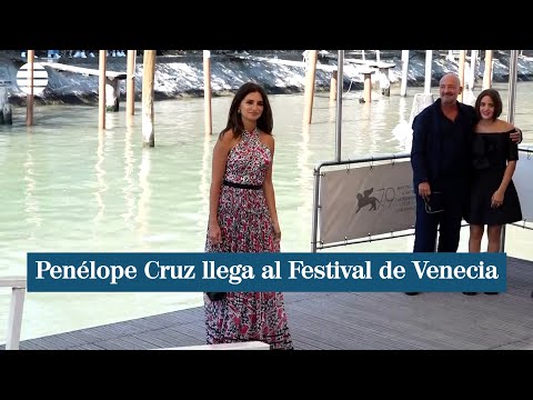 Penélope Cruz llega al Festival de Venecia