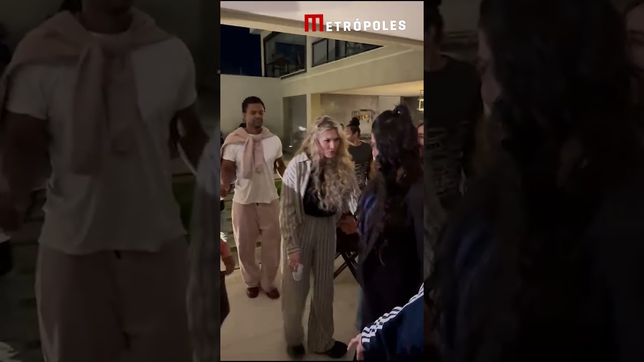 Gracyanne é recebida em casa por amigos do Dança dos Famosos