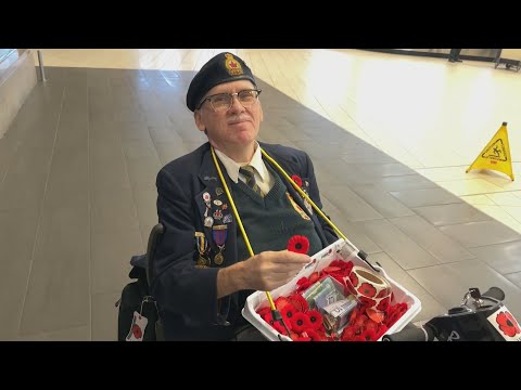 Why this Ottawa man has been handing out poppies since 2015