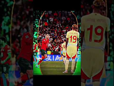 Yamal toan tính như Gia Các Lượng nhưng gặp nhay Ronaldo 🤣🤣 #yamal #ronaldo #ân #football