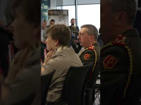 On 07 November the DF Review took place in DCU #ÓglaighnahÉireann #DefendOurState