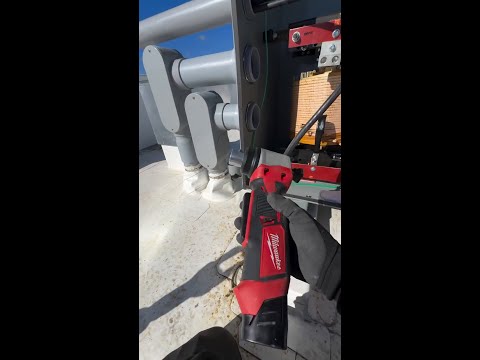 M12™ Cable Stripper | 2435 Video Credit: @jvincentelectrical