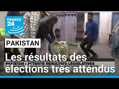 Pakistan : résultats partiels des élections, les partis d'I. Khan et N. Sharif au coude à coude