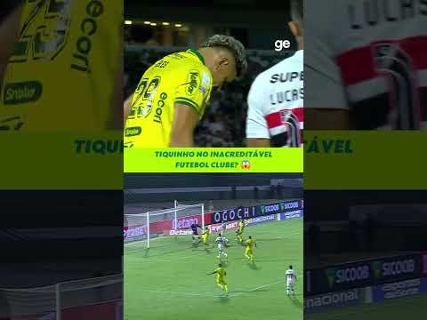 TIQUINHO SOARES DESPERDIÇA UMA CHANCE INACREDITÁVEL NA RETA FINAL DO JOGO | #shorts | ge.globo