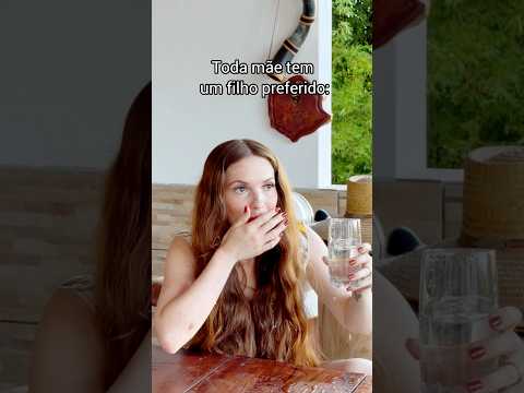 Sempre tem aquele filho preferido kkk #meme #comedia #engraçado #humor #mãe #sogra #filhos #cena
