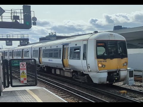 376008 and 376006 arriving at London Bridge (23/08/24)