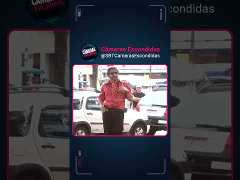 Encararia a barraca do beijo? #pegadinha #ProgramaSilvioSantos #CamerasEscondidas