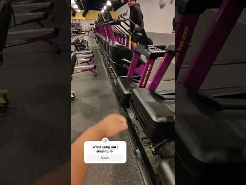 What song am I listening to? #song #gym #rayban ￼