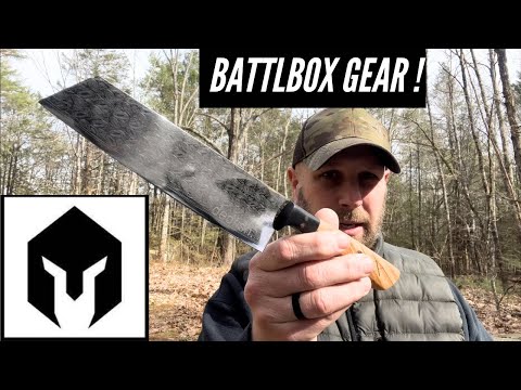 Big Knife, Small Knife + Wallet and Camping Lights + Nutrition & More | BattlBox Unboxing April 2023