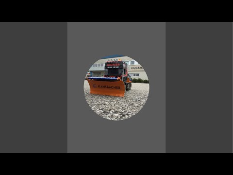 Lukas Aigner überträgt einen Livestream.