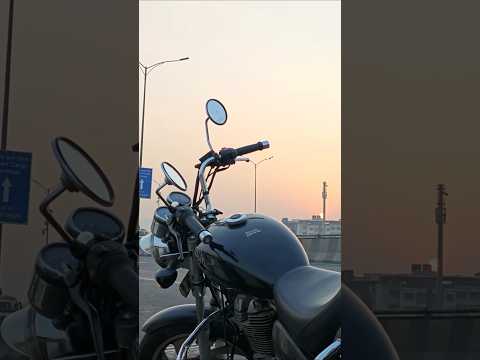 early morning chai ride with chill vibes #royalenfield #vintagebikes #chai