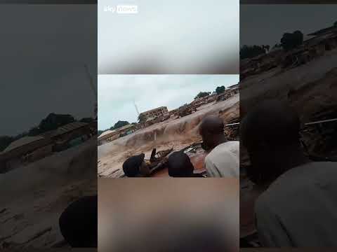 Flood submerge market in Nigeria