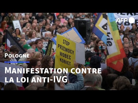Manifestation contre la loi anti-IVG en Pologne | AFP
