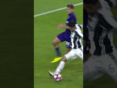 Higuaín scores on his debut! ⚽🔥 | #JuveFiorentina #goals #shorts