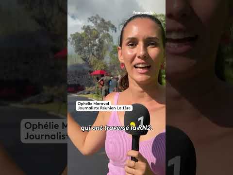Éruption du Piton de la fournaise : la lave coupe une route en deux