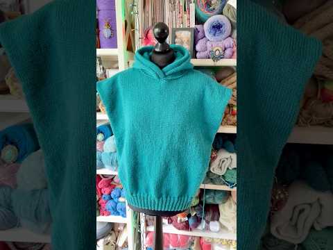 Худи спицами. Свитер с капюшоном.