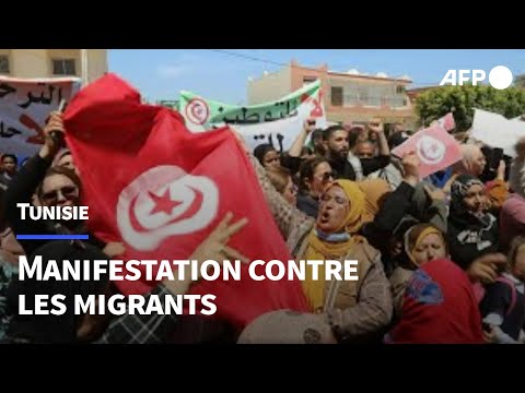 Tunisie: des centaines de manifestants réclament le départ de migrants | AFP