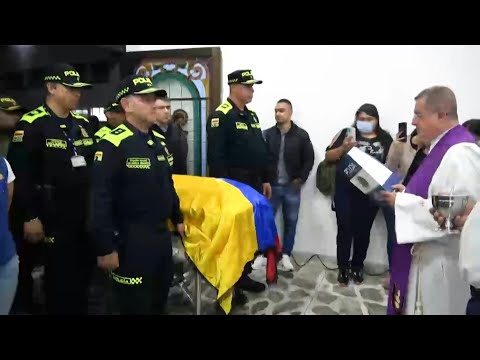 La banda de Otoniel arremete contra policía colombiana antes de cambio de gobierno | AFP
