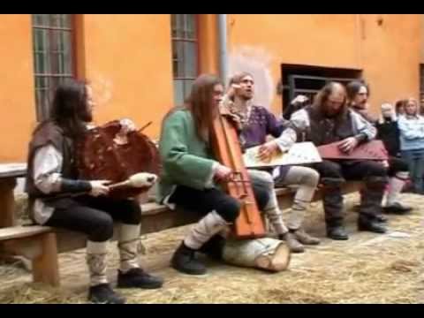 Skyforger (Acoustic Folk Set) - Live Keskiaikamarkkinat, Turku, Finland (18-6-2004)