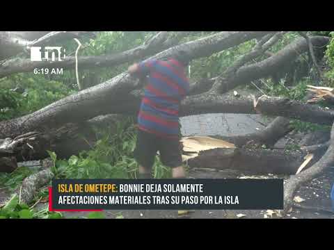 Familias son evacuadas ante tormenta tropical Bonnie, en Ometepe - Nicaragua