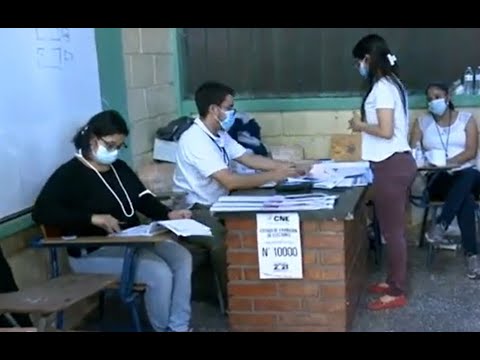CNE agradece al TSJ de El Salvador por préstamos de conectores HUB utilizados en las elecciones