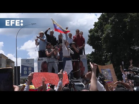 María Corina Machado reaparece en protesta masiva contra los resultados de las elecciones en Venezue