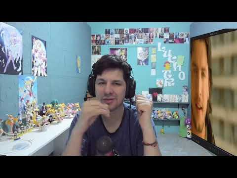 Reaccion Manuel Carrasco   Menos Mal Video Oficial