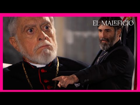 Cayetano logra expulsar a Mondragón de la Iglesia | El Maleficio 1/4 | Capítulo 69