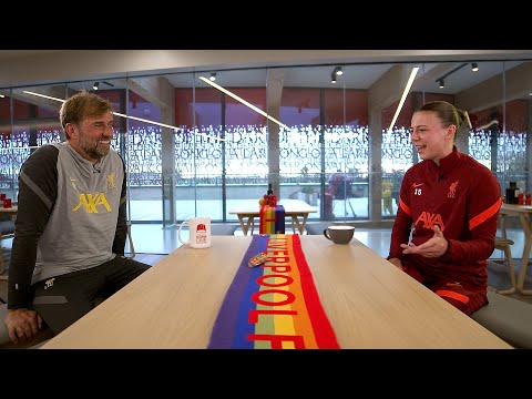 Jürgen-Klopp-and-Meikayla-Moor Jürgen-Klopp-and-Meikayla-Moor