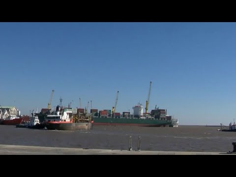 Argentina autorizó dragado de canal de acceso al puerto de Montevideo