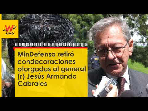 MinDefensa retiró condecoraciones otorgadas al general (r) Jesús Armando Cabrales