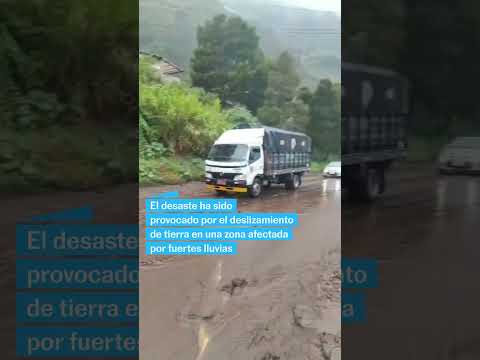 Al menos 6 muertos y 30 desaparecidos por el deslizamiento de tierra en Ecuador #shorts