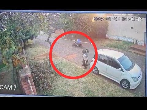 Mujer fue atacada por dos motochorros frente a su vivienda en Encarnación