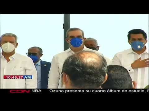 Presidente Luis Abinader inaugura muelle turístico en Miches