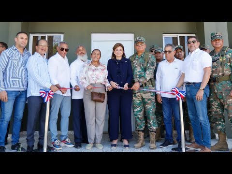 Raquel Peña inaugura destacamento militar Agua Santa del Yuna