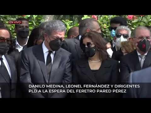 Danilo y Leonel encabezan acto de honras fúnebres restos de Reinaldo Pared Pérez
