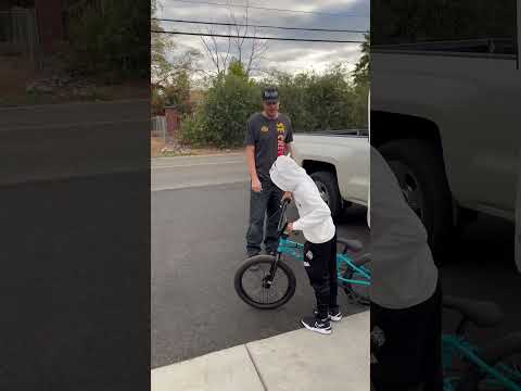 He Gave the New SE Bike Away!