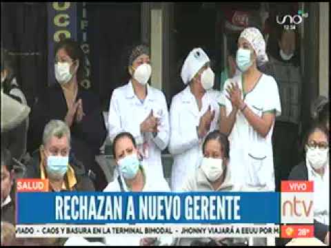 20062022 MEDICOS Y TRABAJADORES DE LA CAJA NACIONAL DE SALUD MARCHA EN RECHAZO A NUEVO GERENTE  RED