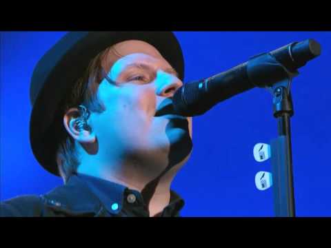 Grand Theft Autumn/Where Is Your Boy - Fall Out Boy Live at AT&T Block Party (part 10)