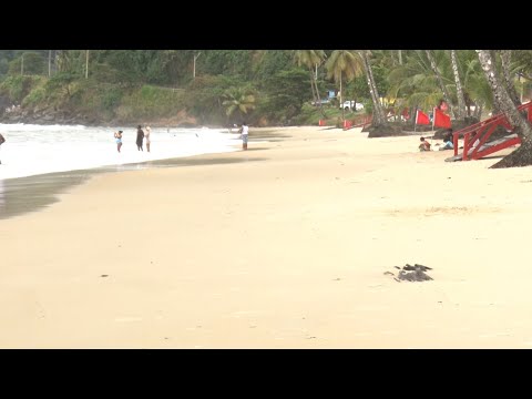Beachgoers Urged To Stay Away From Maracas