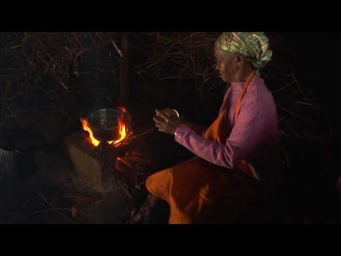 Respiratory diseases plague Kenya as more people burn wood to save money +REPLAY+