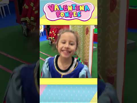 Valentina finge Brincar de mercadinho de brinquedo  #criança  #infantil 1131