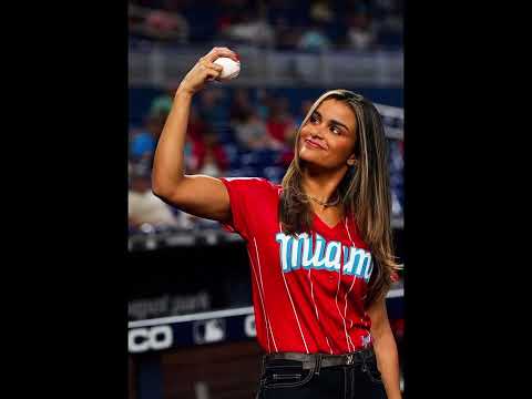 Clarisa Molina: Éxitos en Marlins Park, Miami